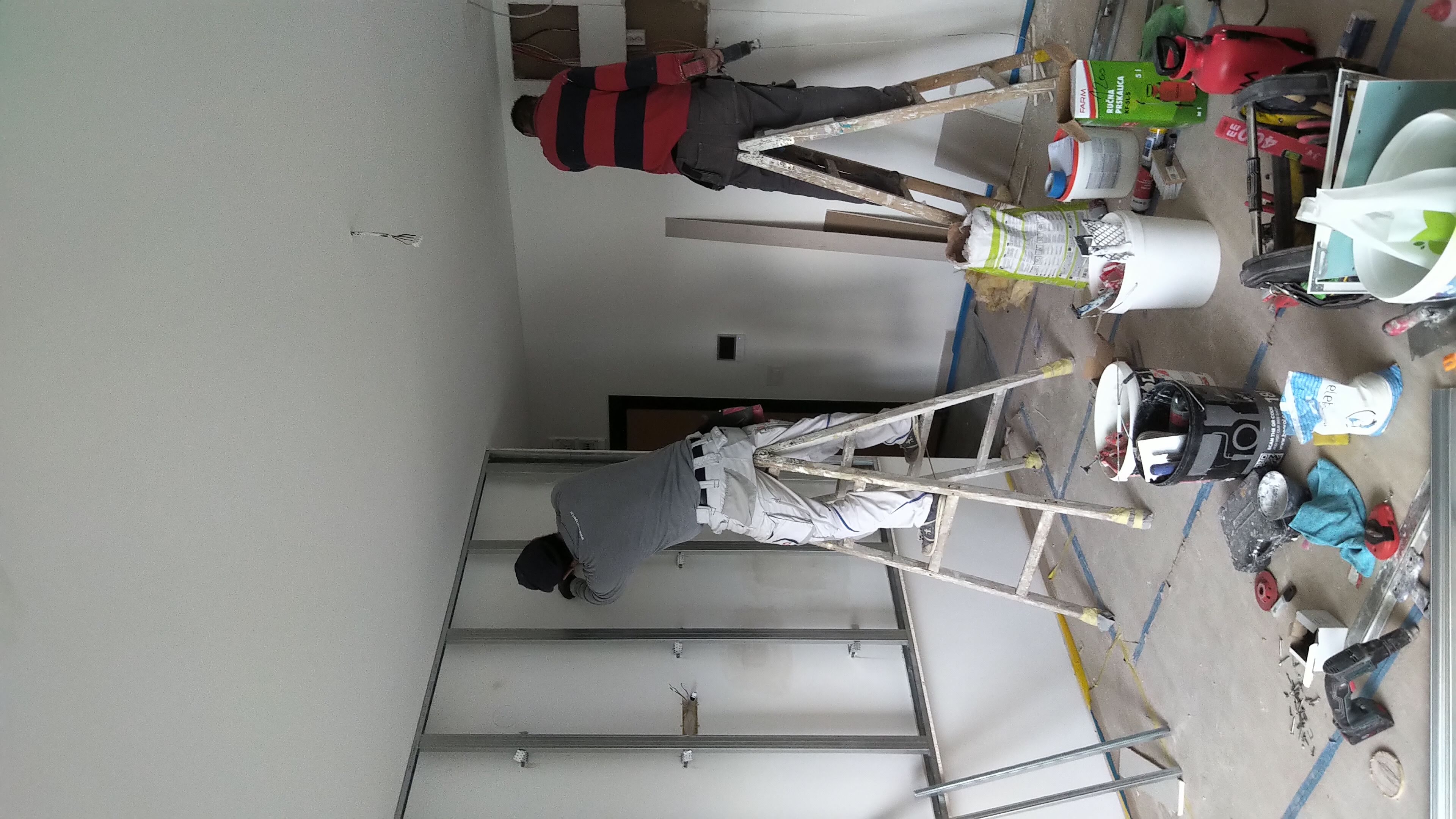 Postavljanje Gipsanon NosačA Za Tv